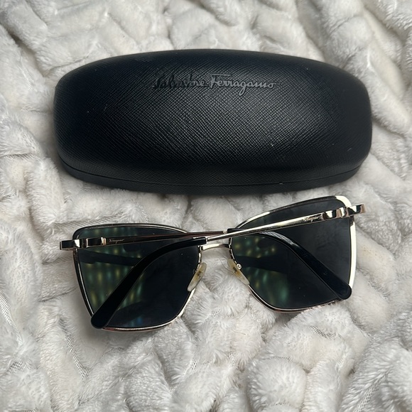 Salvatore Ferragamo - Picture 2 of 5